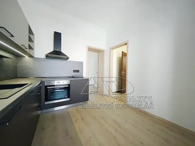 Pronájem bytu 1+1, České Budějovice, Fráni Šrámka, 40 m2