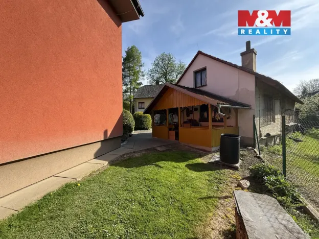 Prodej rodinného domu, Hrabyně, 214 m2