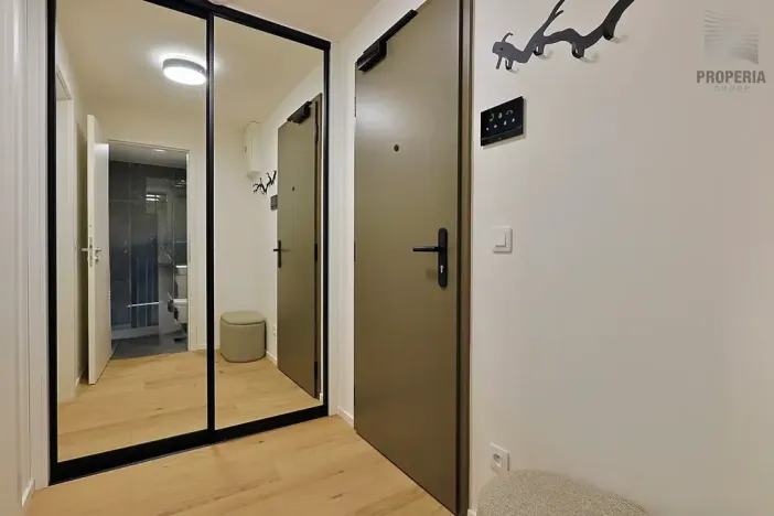 Pronájem bytu 1+kk, Brno, Bratislavská, 44 m2