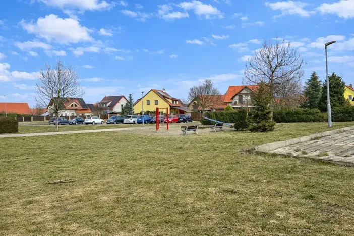 Pronájem bytu 2+kk, Holubice, Lesní, 51 m2