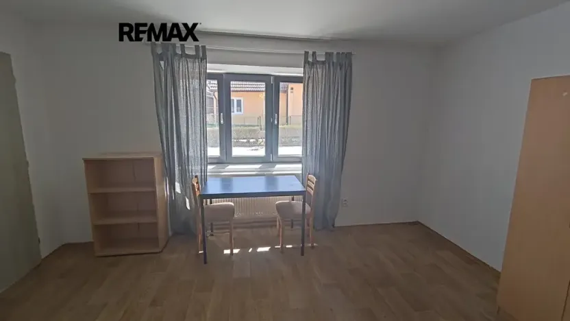 Pronájem ubytování, Drahelčice, V Brance, 164 m2