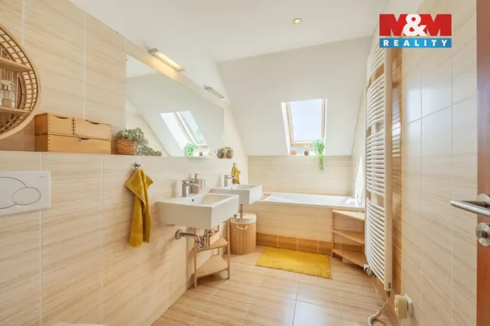 Prodej rodinného domu, Líbeznice, Nedvědova, 126 m2