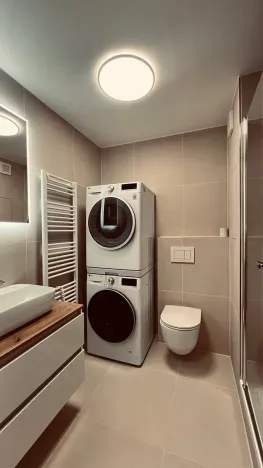 Pronájem bytu 2+kk, Praha - Kobylisy, Taussigova, 48 m2