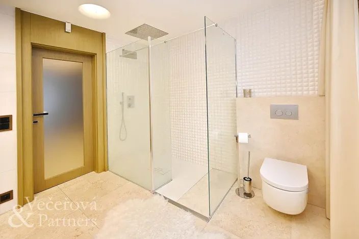 Prodej rodinného domu, Popovičky, Za Stodolou, 310 m2