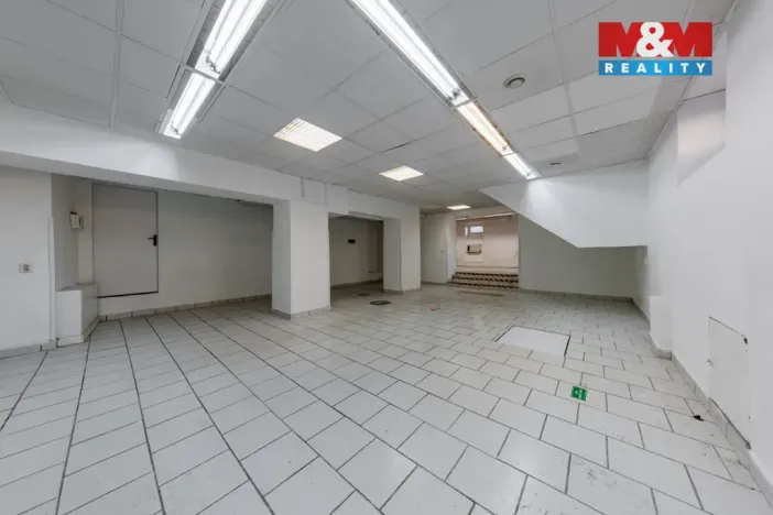 Prodej obchodního prostoru, Karlovy Vary - Drahovice, Vítězná, 147 m2