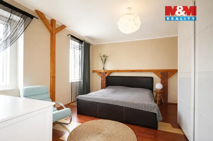 Prodej rodinného domu, Karlovy Vary - Doubí, Studentská, 260 m2