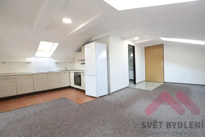 Pronájem bytu 2+kk, Praha - Slivenec, Pod rybníkem, 48 m2