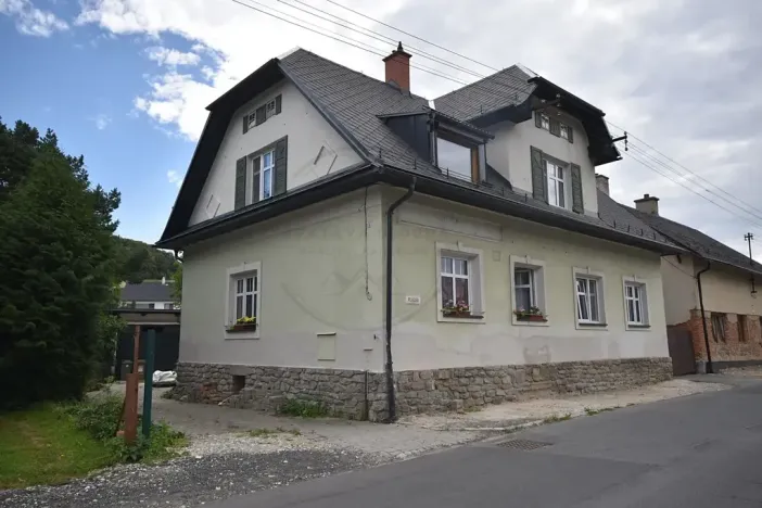 Pronájem bytu 2+1, Jeseník, Rejvízská, 48 m2