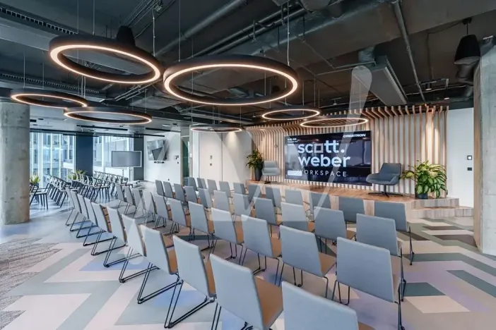 Pronájem kanceláře, Praha - Holešovice, Pod dráhou, 700 m2