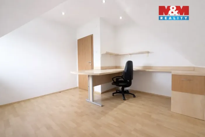 Pronájem kanceláře, Zlín - Prštné, Svat. Čecha, 48 m2