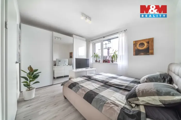 Prodej bytu 3+kk, Rokycany - Borek, Pražská, 72 m2