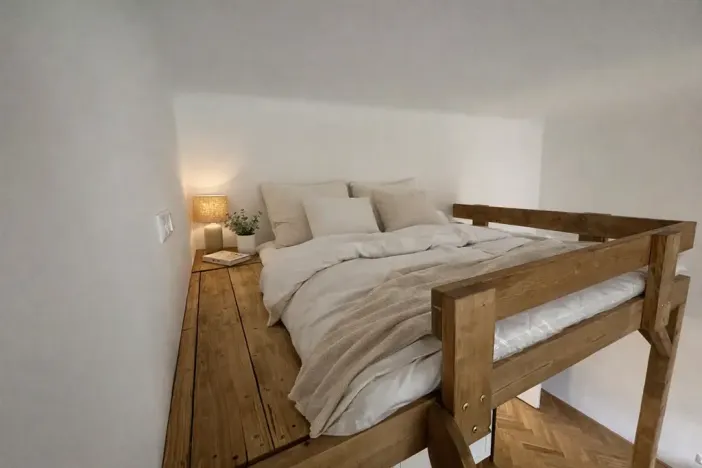 Pronájem bytu 1+kk, Praha - Vinohrady, Velehradská, 25 m2