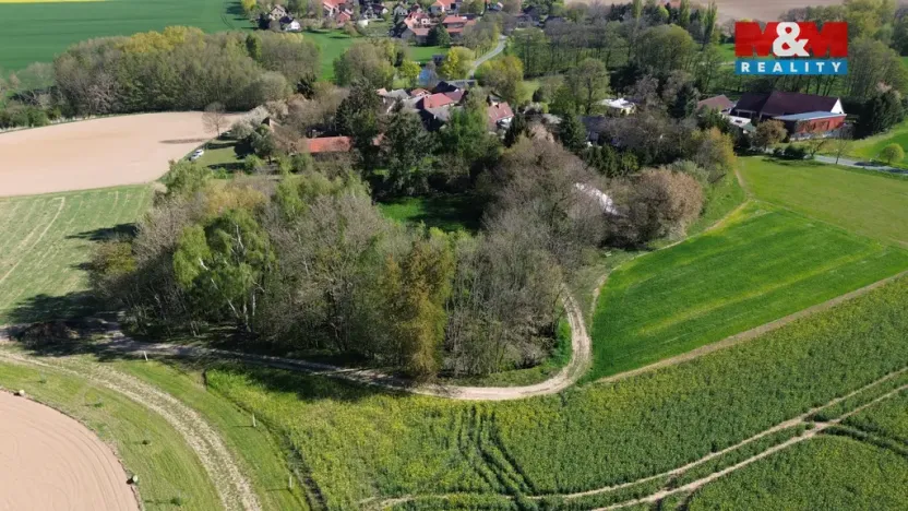 Prodej pozemku, Bečváry - Horní Jelčany, 5974 m2