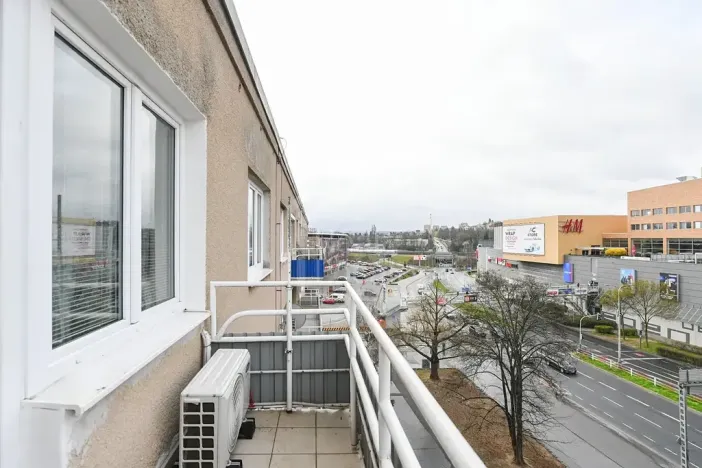 Prodej bytu 3+1, Praha - Vršovice, U Slavie, 72 m2