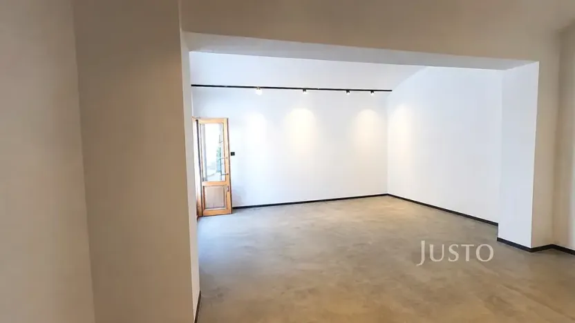 Pronájem obchodního prostoru, Písek, Žižkova třída, 42 m2