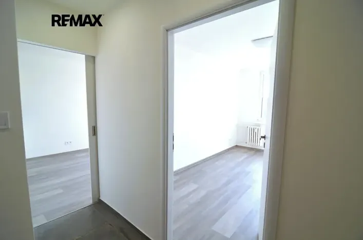 Pronájem bytu 2+kk, Praha - Stodůlky, Nušlova, 46 m2