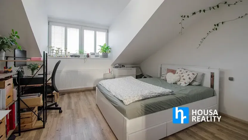 Pronájem bytu 2+kk, Praha - Vysočany, Kolmá, 49 m2