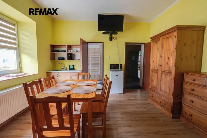 Prodej ubytování, Lipová-lázně, 703 m2