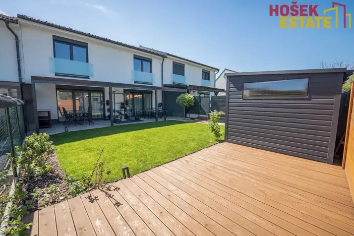 Pronájem rodinného domu, Holubice, 122 m2