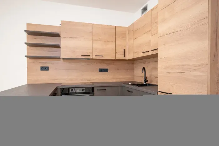 Pronájem bytu 2+kk, Praha - Vysočany, Smržových, 55 m2