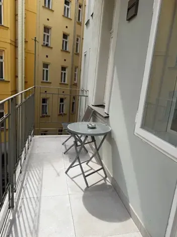 Pronájem bytu 2+kk, Praha - Staré Město, Vězeňská, 70 m2