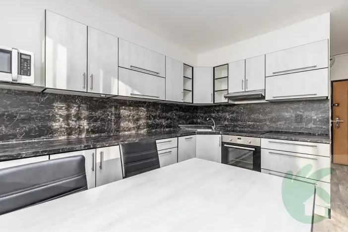 Pronájem bytu 2+kk, Neratovice, Na Výsluní, 34 m2