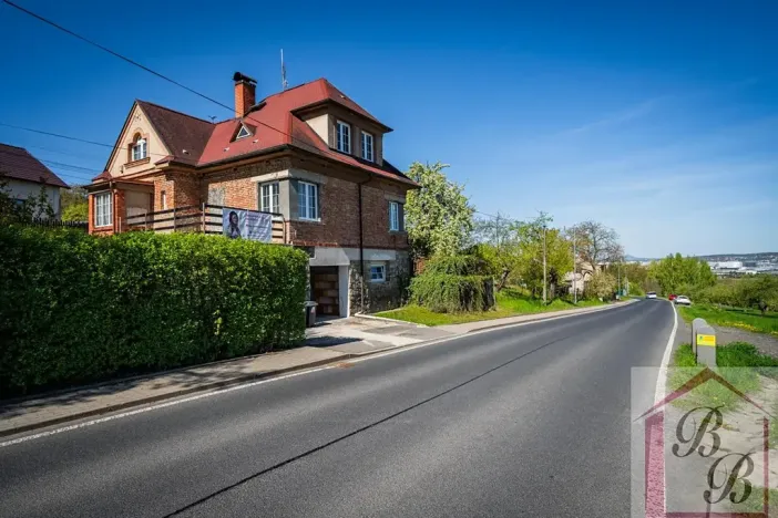 Prodej rodinného domu, Dobrovice, 219 m2