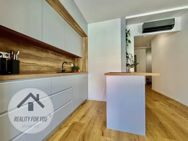 Pronájem bytu 2+kk, Praha - Libeň, U Balabenky, 53 m2