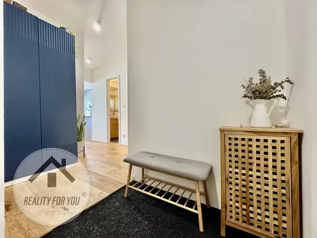 Pronájem bytu 2+kk, Praha - Libeň, U Balabenky, 53 m2