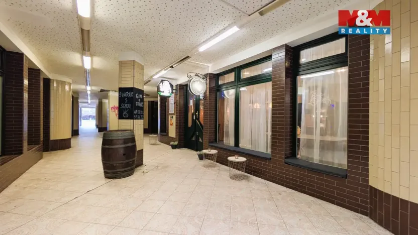 Pronájem obchodního prostoru, Praha - Kunratice, Jana Růžičky, 76 m2