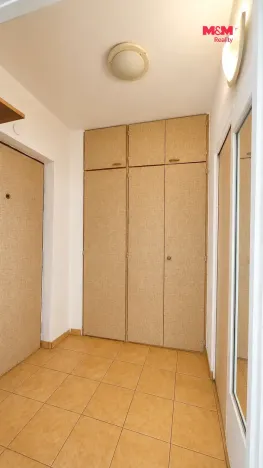 Pronájem bytu 1+kk, Hradec Králové - Pražské Předměstí, Hrubínova, 35 m2