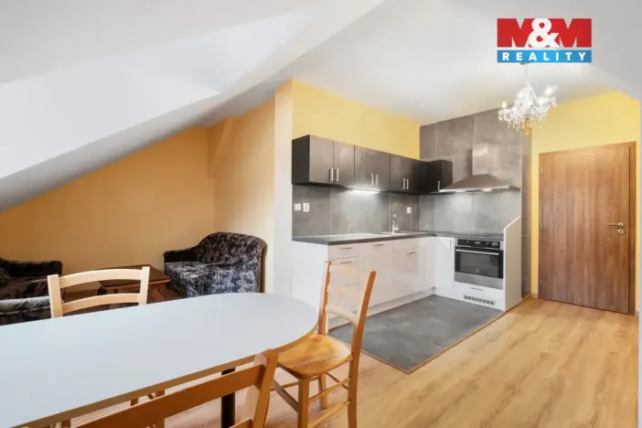 Prodej rodinného domu, Teplice - Trnovany, Emilie Dvořákové, 360 m2