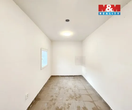 Pronájem obchodního prostoru, Praha - Uhříněves, Přátelství, 38 m2