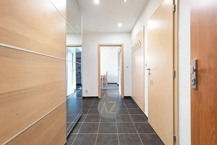 Pronájem bytu 3+kk, Praha - Troja, Na Šutce, 68 m2