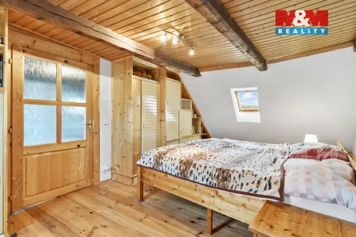 Prodej obchodního prostoru, Mimoň - Mimoň II, náměstí Čsl. armády, 150 m2
