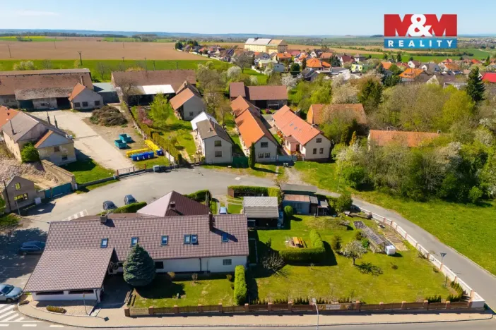 Prodej rodinného domu, Suchdol, 390 m2