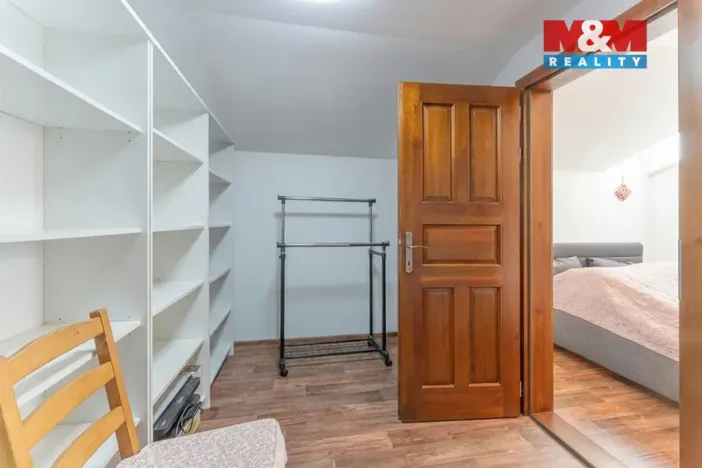 Prodej rodinného domu, Suchdol, 390 m2
