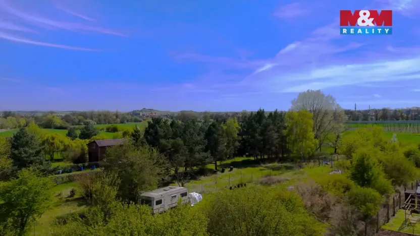 Prodej zahrady, Louny, 976 m2