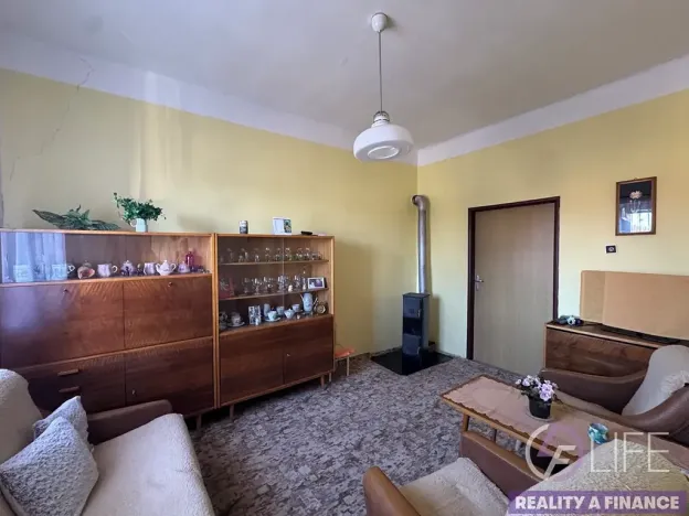 Prodej bytu 2+1, Kocbeře, 56 m2