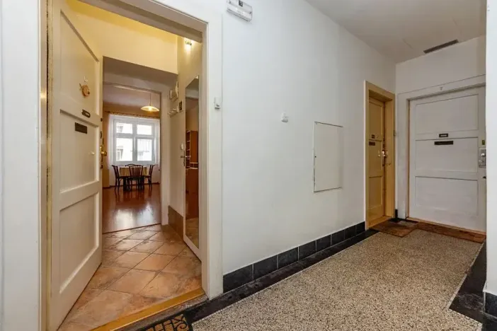 Pronájem bytu 1+kk, Praha - Nusle, Pod pramenem, 24 m2