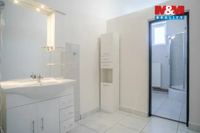 Pronájem obchodního prostoru, Kadaň, Polní, 1200 m2