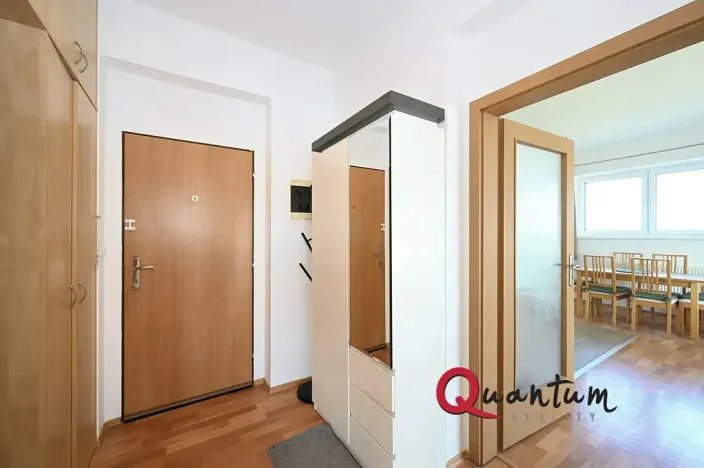 Pronájem bytu 2+kk, Jesenice, Sluneční, 66 m2