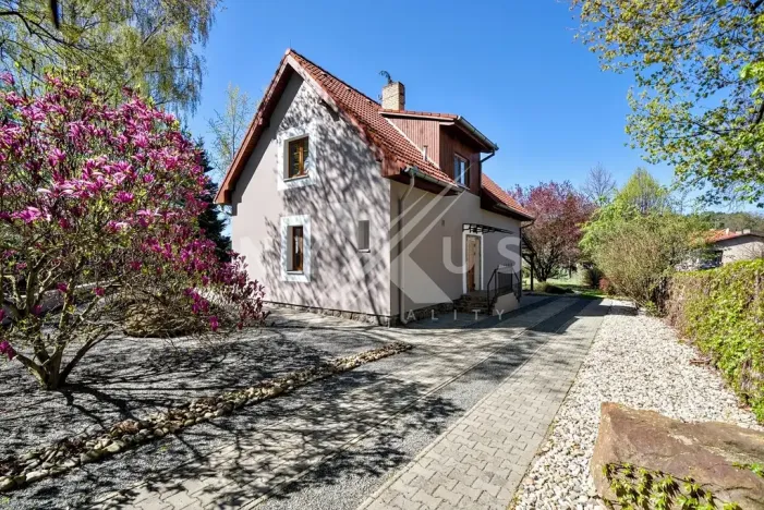 Prodej rodinného domu, Týnec nad Sázavou, Sad přátelství, 172 m2