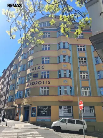 Pronájem obchodního prostoru, Praha - Žižkov, Víta Nejedlého, 71 m2