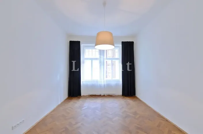 Pronájem bytu 3+kk, Praha - Vinohrady, náměstí Jiřího z Poděbrad, 93 m2
