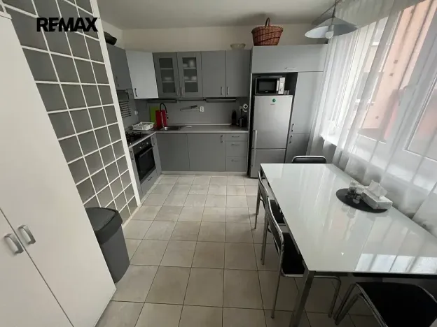 Prodej bytu 2+1, Uherské Hradiště, Štěpnická, 65 m2