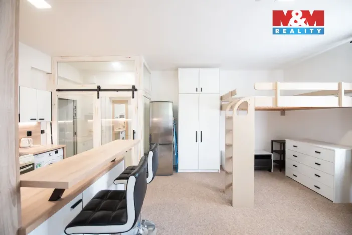 Pronájem bytu 1+kk, Hořice, Čsl. armády, 36 m2