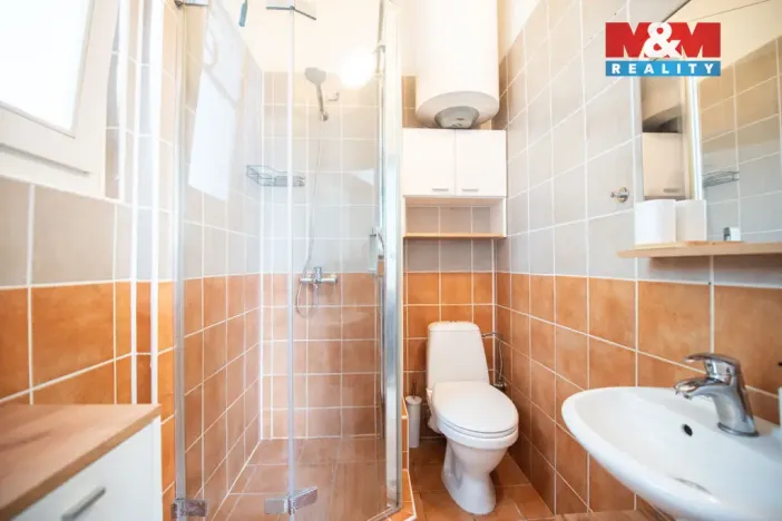 Pronájem bytu 1+kk, Hořice, Čsl. armády, 36 m2