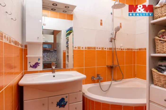 Prodej bytu 3+1, Ostrava - Mariánské Hory, Kravařská, 71 m2