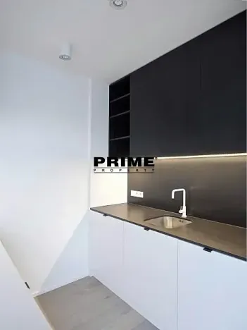 Pronájem bytu 1+kk, Praha - Vinohrady, náměstí Jiřího z Poděbrad, 39 m2